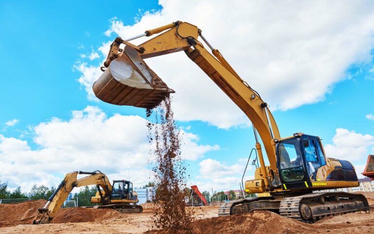 مصنع الصيغDubai-construction-company-working-AR15012020